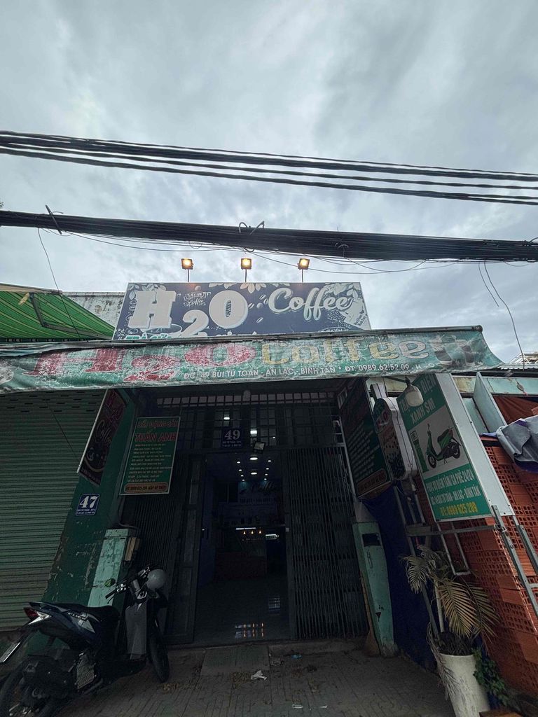 Bùi Tư Toàn fronts 5 meters long 20 meters 2 room front business