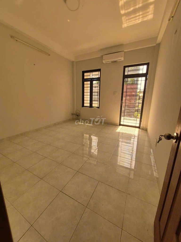 Rent 3rd floor bedroom 3 in shape Y - mtkd Nguyễn Hữu Dật -Q, Tân Phú