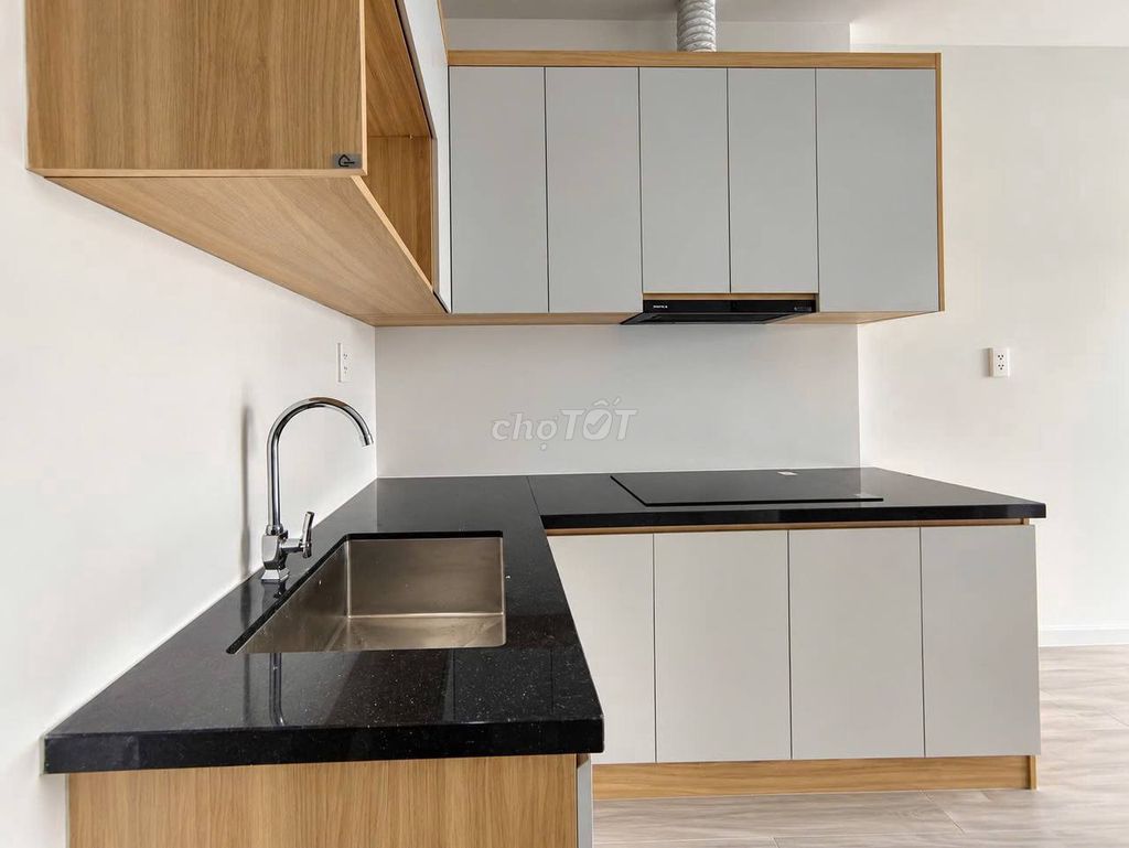 Rent the two bedrooms, two toilets, new floor, Metro Village, Thủ Đức, xln.