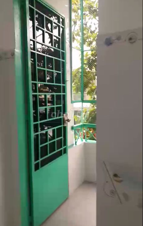 C/C Lý Thường Kiệt, 11 for 8.5 million.