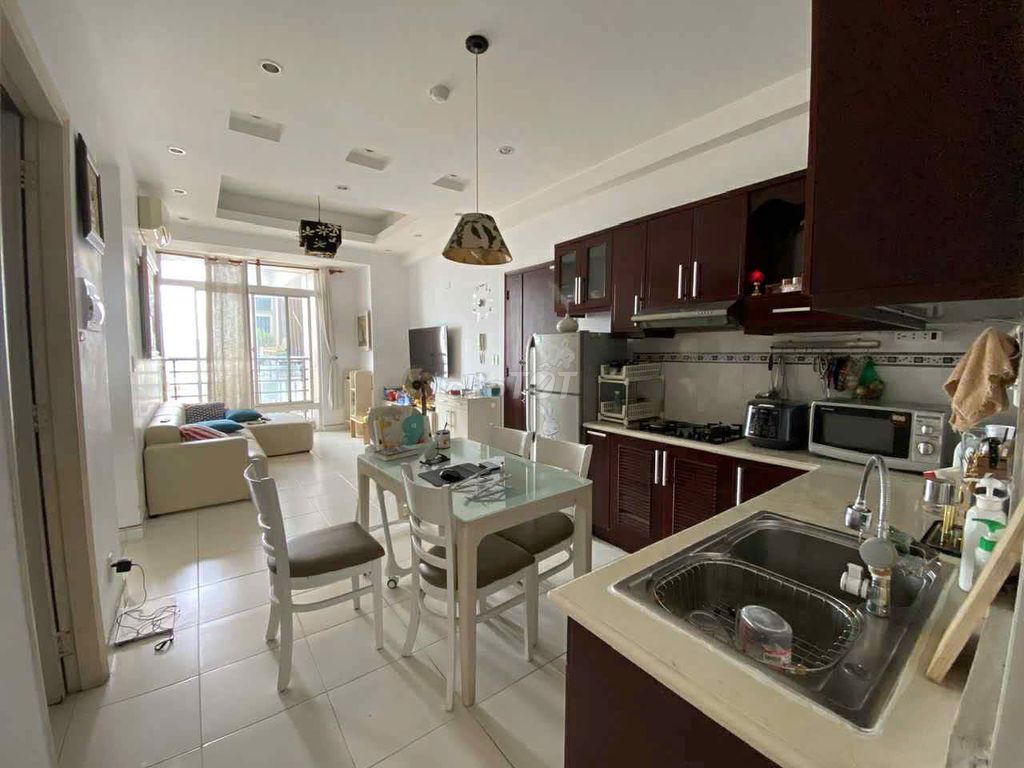 Rent the 64 M2(2 bedroom) C/C, District 11 at 10 million.