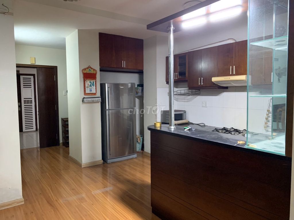 apartment 100 M2 (3 bedroom/2 toilets) oriental plaza – high level view nice, priced:13 million a month
