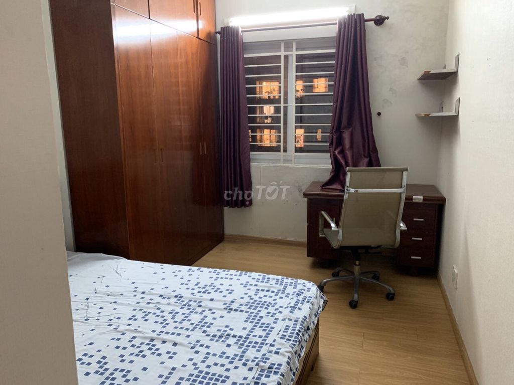 apartment 100 M2 (3 bedroom/2 toilets) oriental plaza – high level view nice, priced:13 million a month