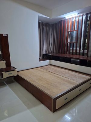 I rented the Thủ Thiêm Star corner Block B 80 meters 2 bedrooms full interior