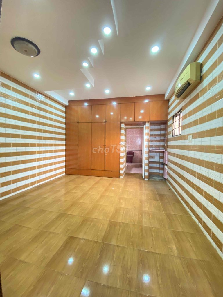 Rent a mtkd mt mt m it iu b ioo county 6-4 floor four-20 million