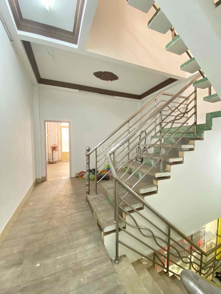 Rent a mtkd mt mt m it iu b ioo county 6-4 floor four-20 million