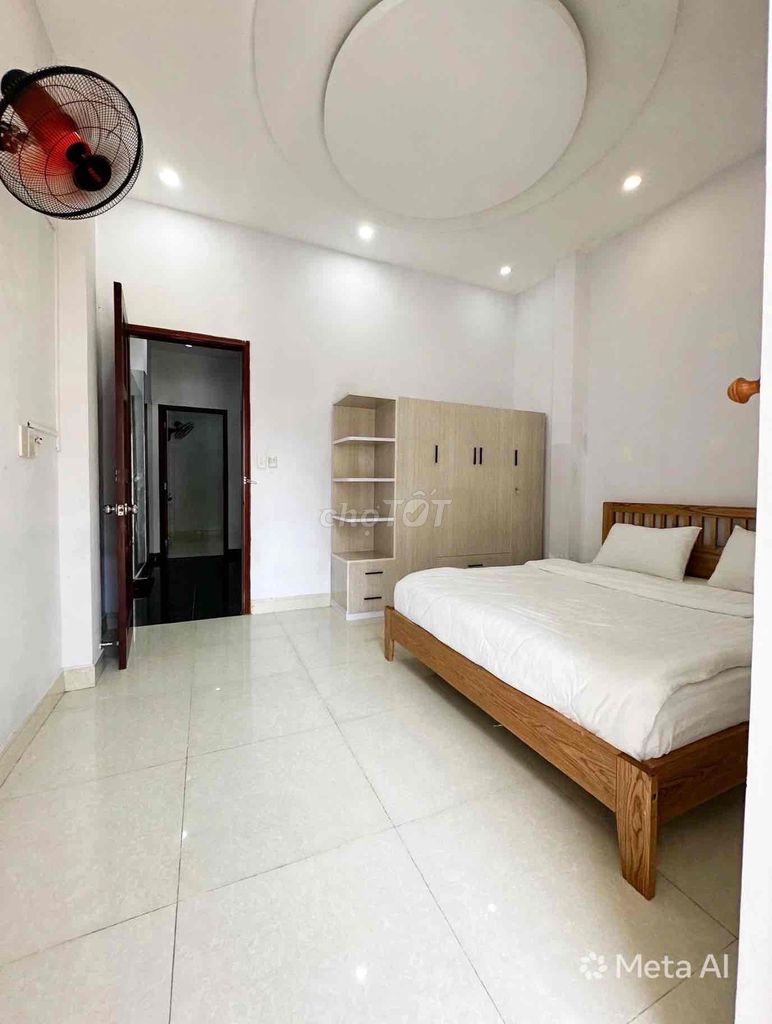 Rent a new two-story street, 135 Nguyễn Hữu Cảnh Bt-G district.