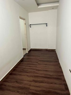 German Era Town building share room