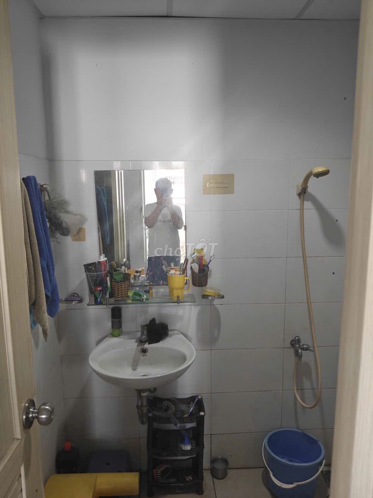I'm thinking of renting an Imperial apartment.