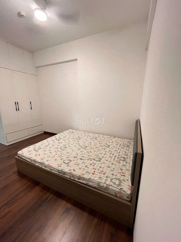 Rent two bedrooms. 78 M2 Full Mizuki Park mp678 for 12 million a month.