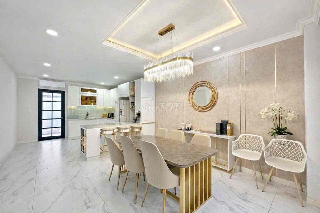 Rent a new nice villa - near Nguyễn Thị Thập and the Green House