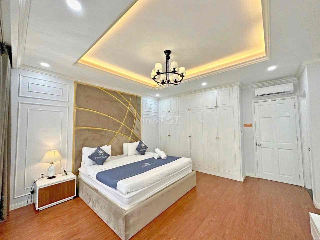 Rent a new nice villa - near Nguyễn Thị Thập and the Green House