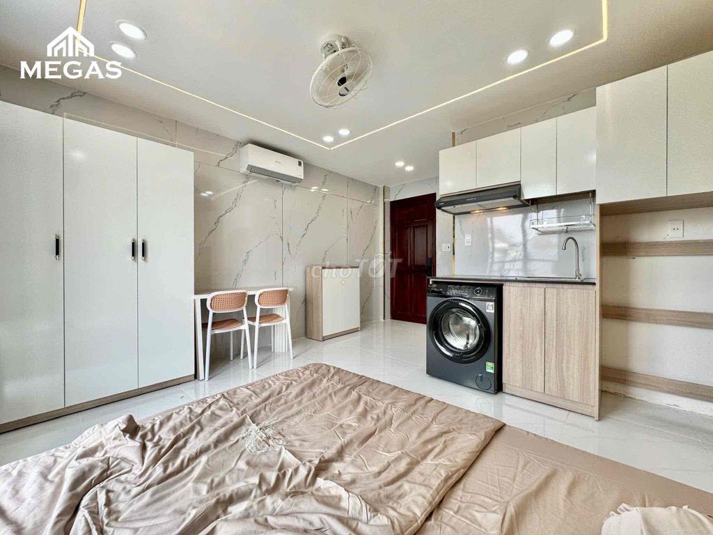 - Tân Sơn to 3 rooms - full furniture - balcony