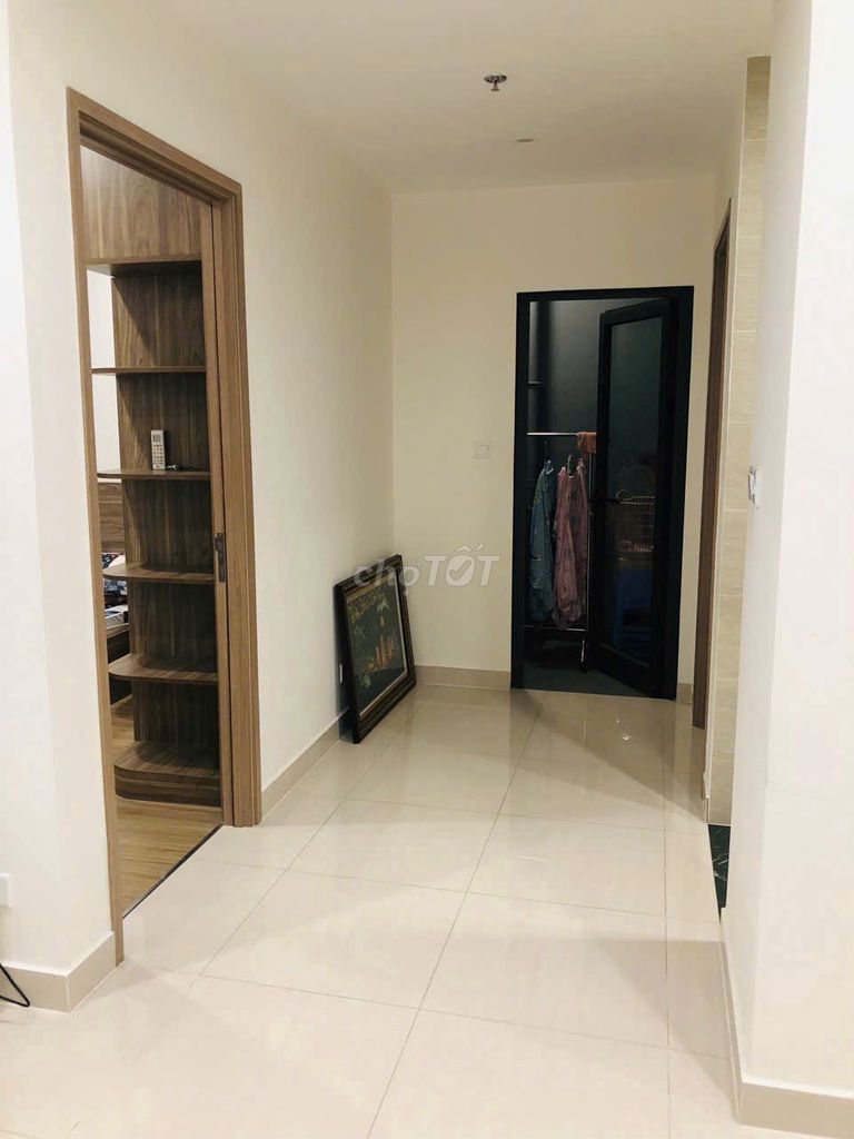 The owner rented the Vinhomes Grand Park apartment, 2 bedrooms - Full interior