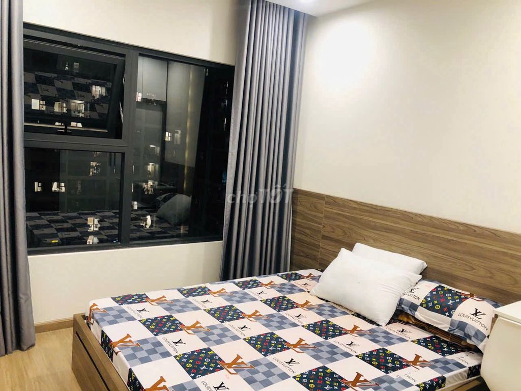 The owner rented the Vinhomes Grand Park apartment, 2 bedrooms - Full interior