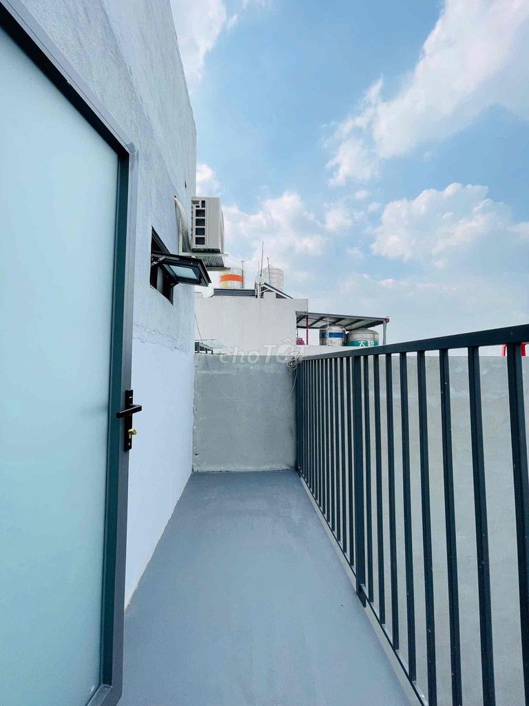 Rent a new sub, 100 percent kitchen separation in District 12 near Nguyễn Thái Sơn.