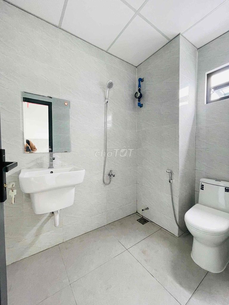 Rent a new sub, 100 percent kitchen separation in District 12 near Nguyễn Thái Sơn.