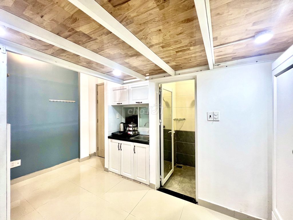 Open wide - full interior immediately perfect bv, Phan Xích Long