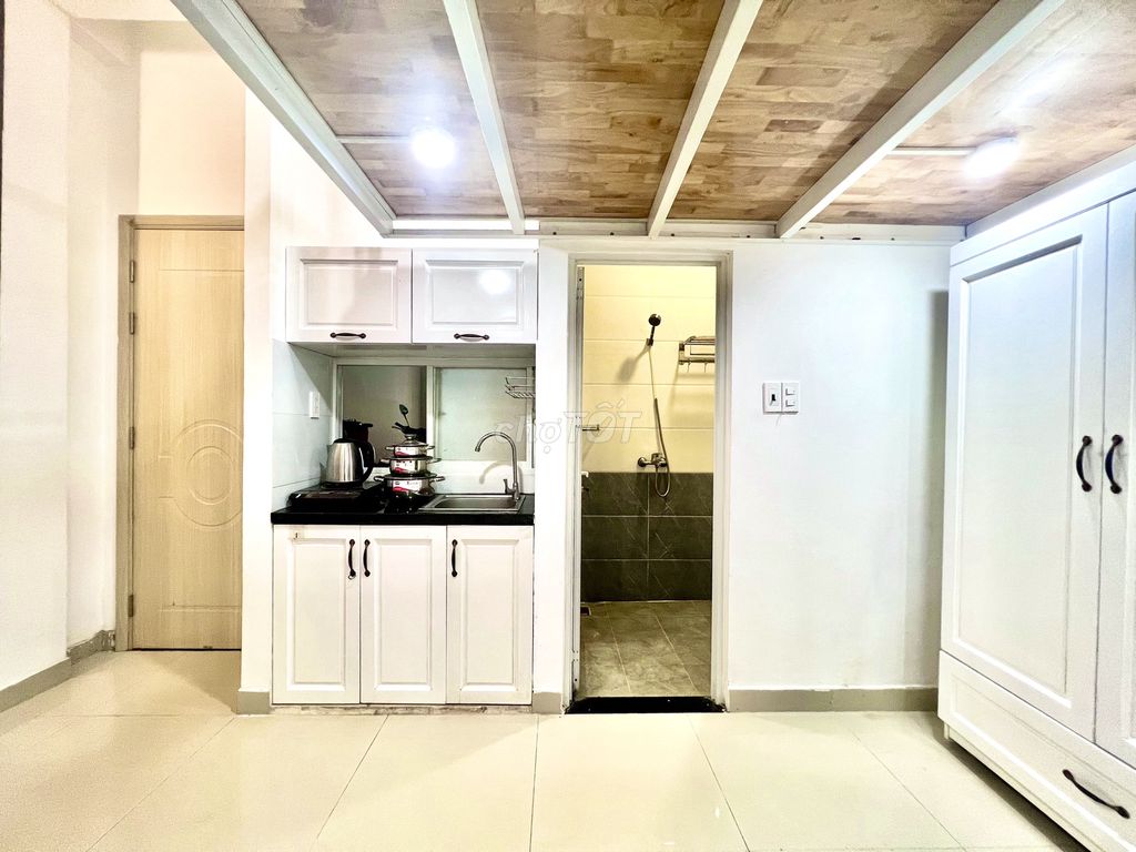 Open wide - full interior immediately perfect bv, Phan Xích Long