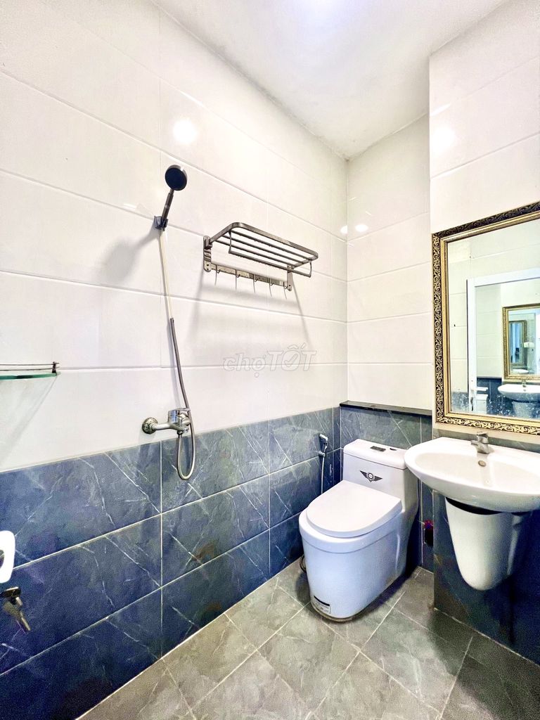 Open wide - full interior immediately perfect bv, Phan Xích Long