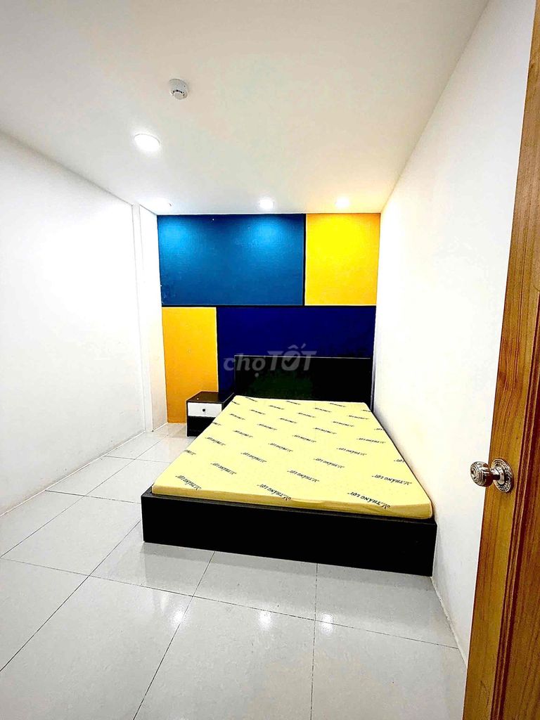 The 2nd Guardian is a beautiful bedroom.