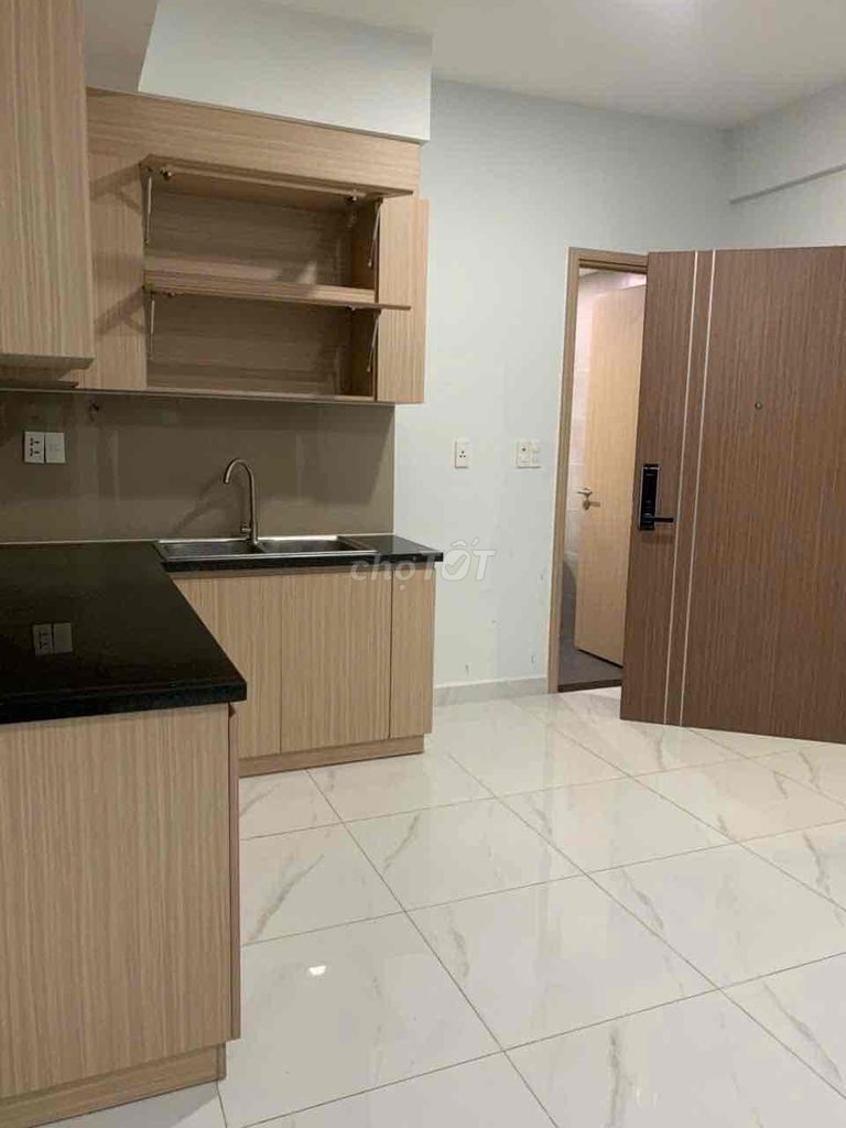 We'll rent out two bedrooms-65 M2s. It's a good deal.