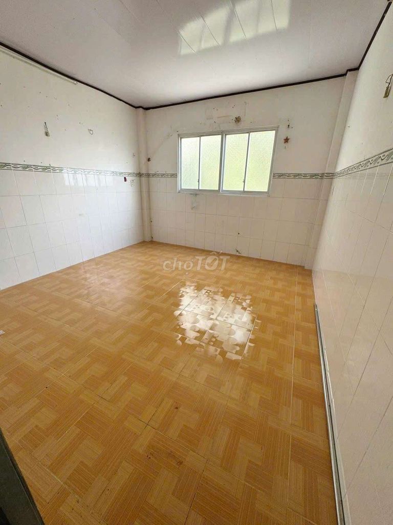 Đình Nghi Xuân cash. Bình Tân (2 bedroom, 1 toilet) area uses 80 meters2.