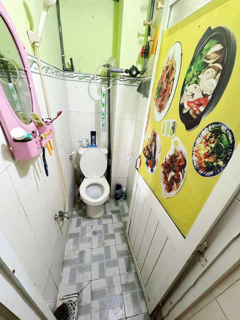 Đình Nghi Xuân cash. Bình Tân (2 bedroom, 1 toilet) area uses 80 meters2.