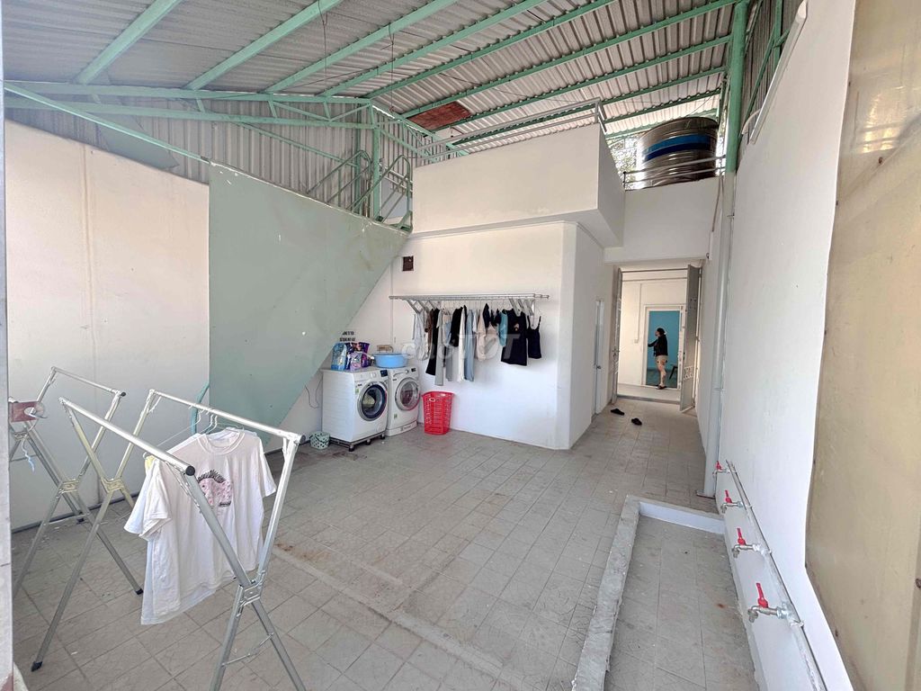 Good room for Trần Hưng Đạo.5.