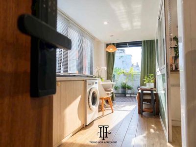 Get the Guardian a high-class bedroom and move into the District 1 .