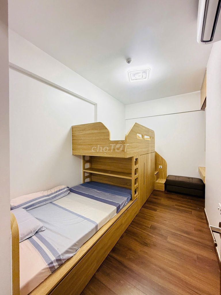 Rent two bedroom 2 toilet 78 M2 full Mizuki Park 12 million a month.