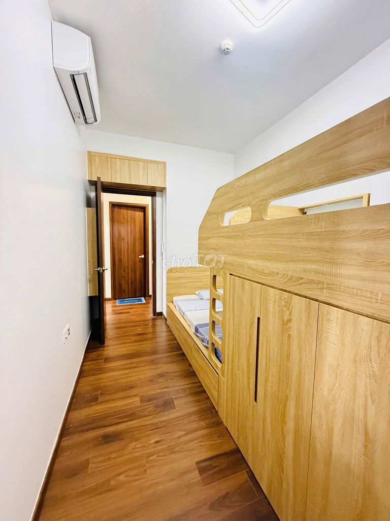 Rent two bedroom 2 toilet 78 M2 full Mizuki Park 12 million a month.