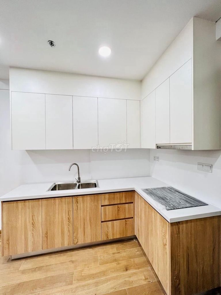 Rent two bedrooms. One toilet 58 M2 basic furniture for 8 million mizuki park.