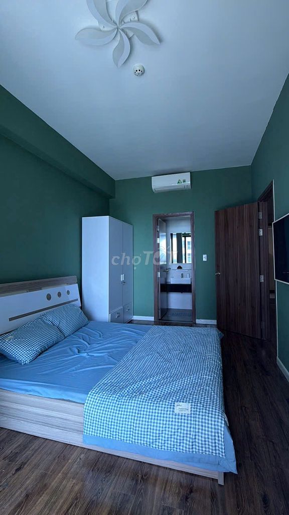 Rent two bedroom 2 toilet 72 M2 full Mizuki Park furniture for 11 million a month.