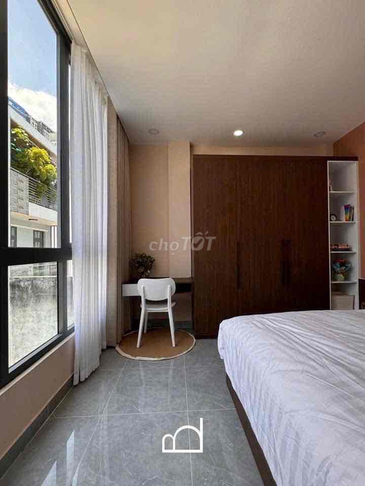 forreet - 1 balcony bedroom 50 M2 p wide