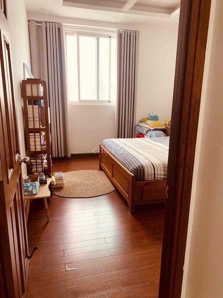 Rent apartment belleza District 7-102 M2,3 bedrooms, 2 toilets plus corner, upper floors, 11 million views.