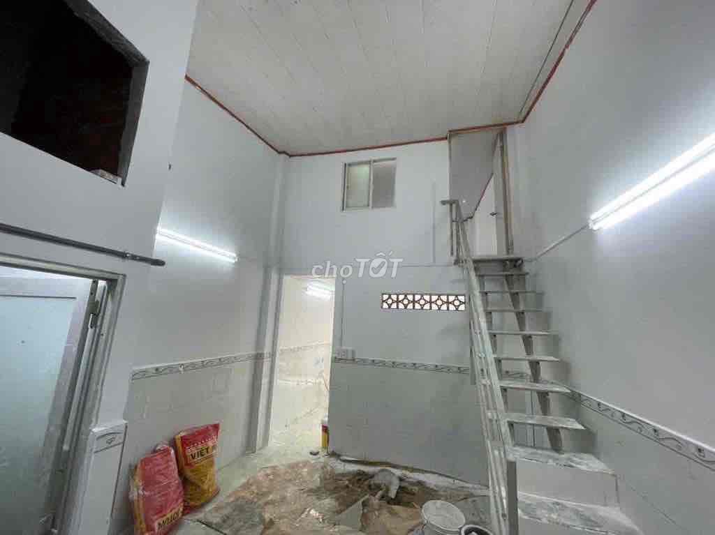 Thạch Lam.7 x 10 meters of security is 7.5 million.
