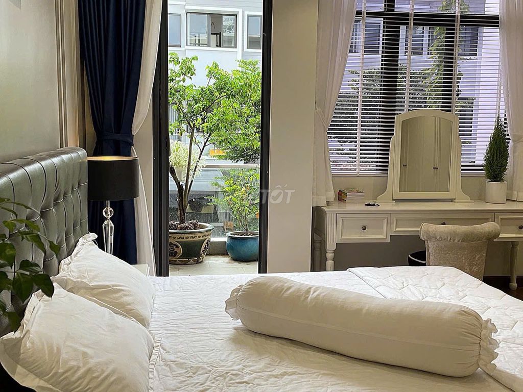 Rent a street near valora island full interior 27 million a month.