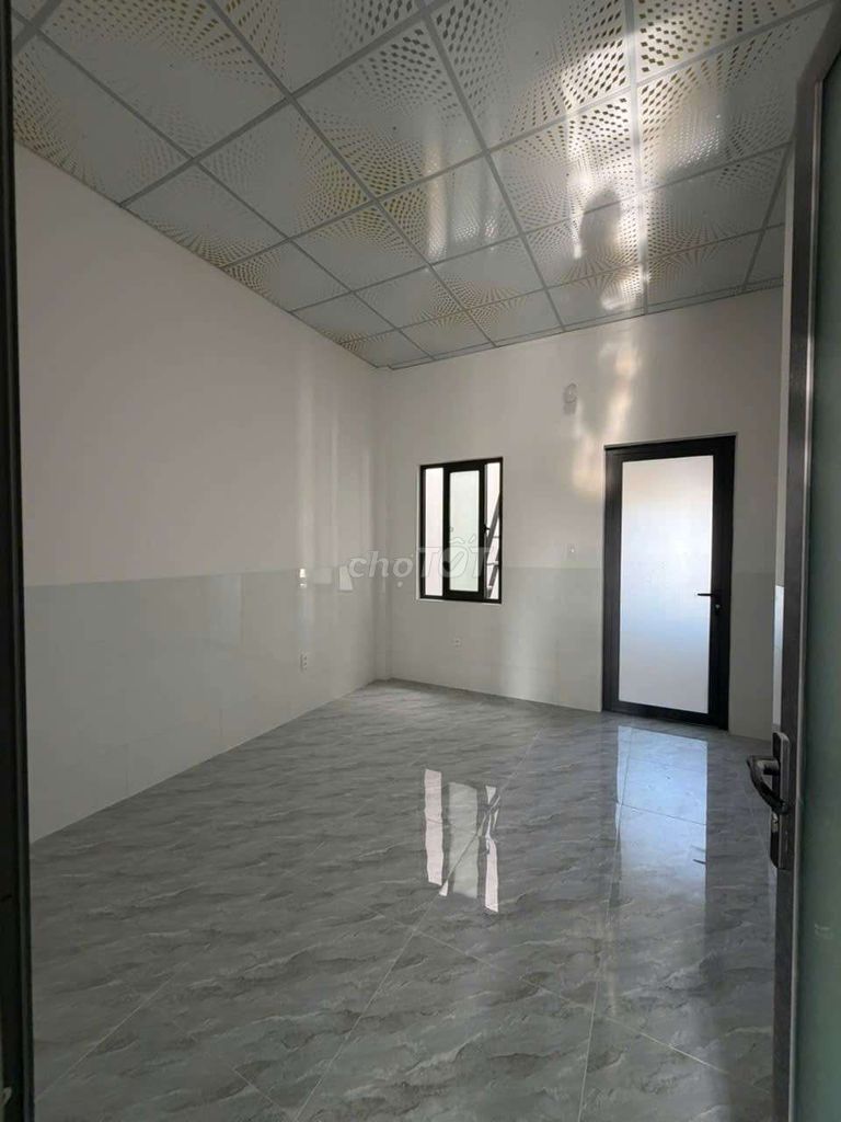 Rent Bà Điểm area 5 x 20-1 floor -3 bedroom -2 toilets truck kcd