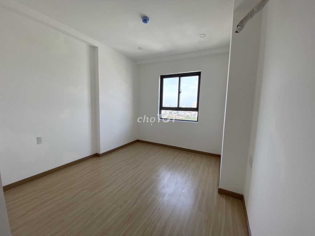 Rent Prosper Plaza. area: 65 meters, two bedrooms. Two toilets. Price: Three hundred and fifty million. Empty house