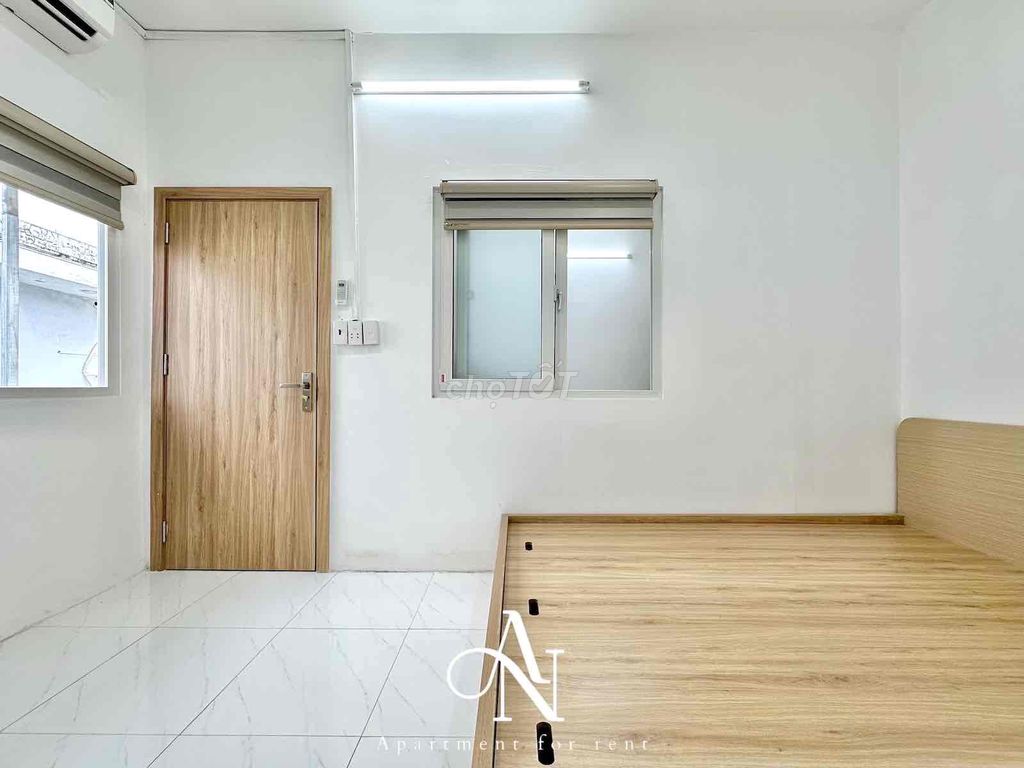 Renting a new apartment - a ballcon kitchen room 50 meters - Phan Văn Trị bt