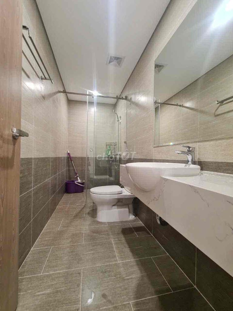 Rent three ntcb bedrooms from 10 million at Vimhomes District 9
