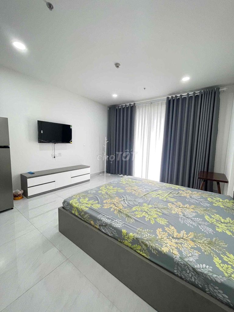 Rent a bedroom. A Sunrise Riverside toilet. 735 m2-full interior. 11 million.