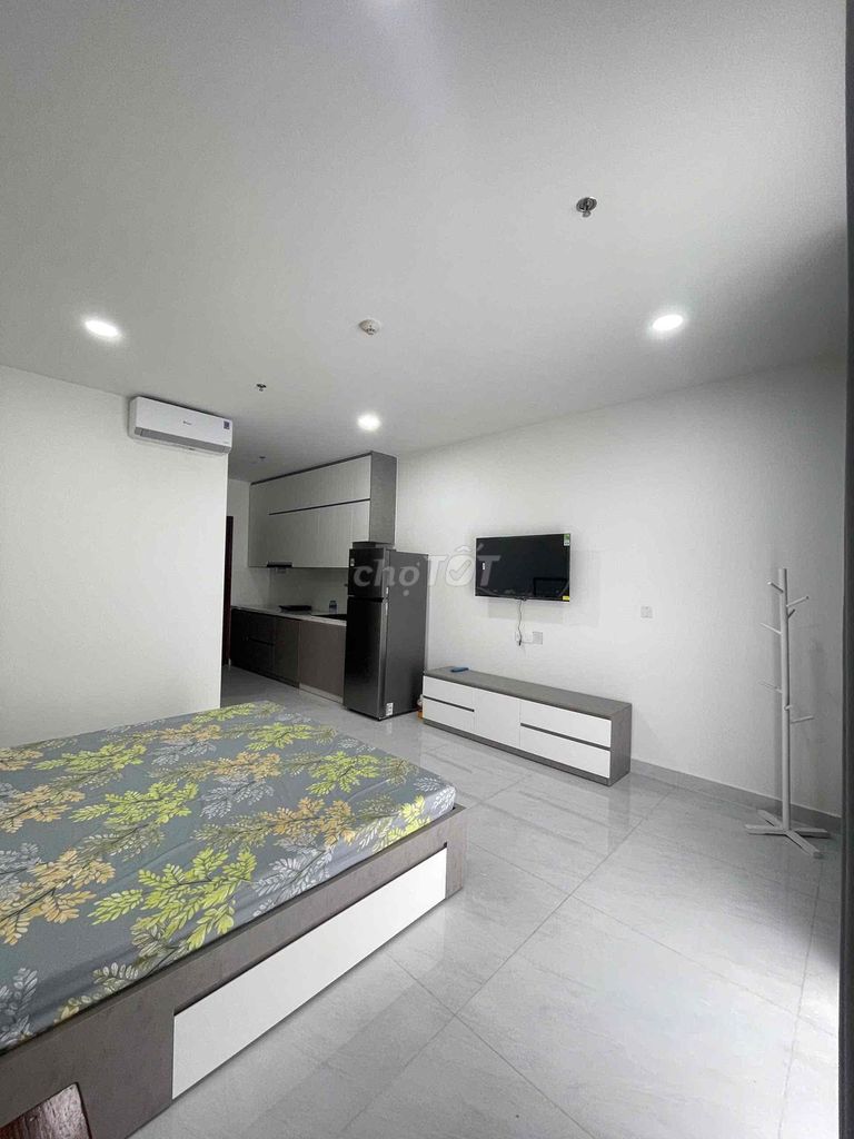 Rent a bedroom. A Sunrise Riverside toilet. 735 m2-full interior. 11 million.