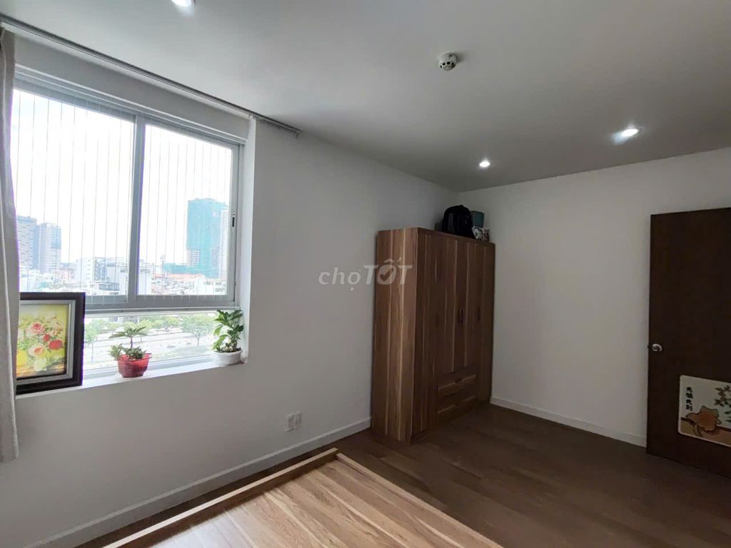 Three beautiful, clear interior bedrooms, two kilometers down to Bittoneco,