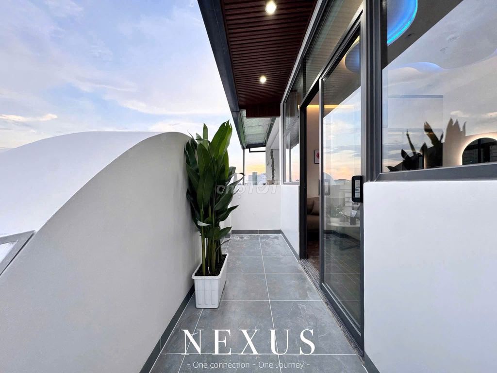 6.5 million studios like hotels at 461 Phạm Văn Bạch - next to tsn airport