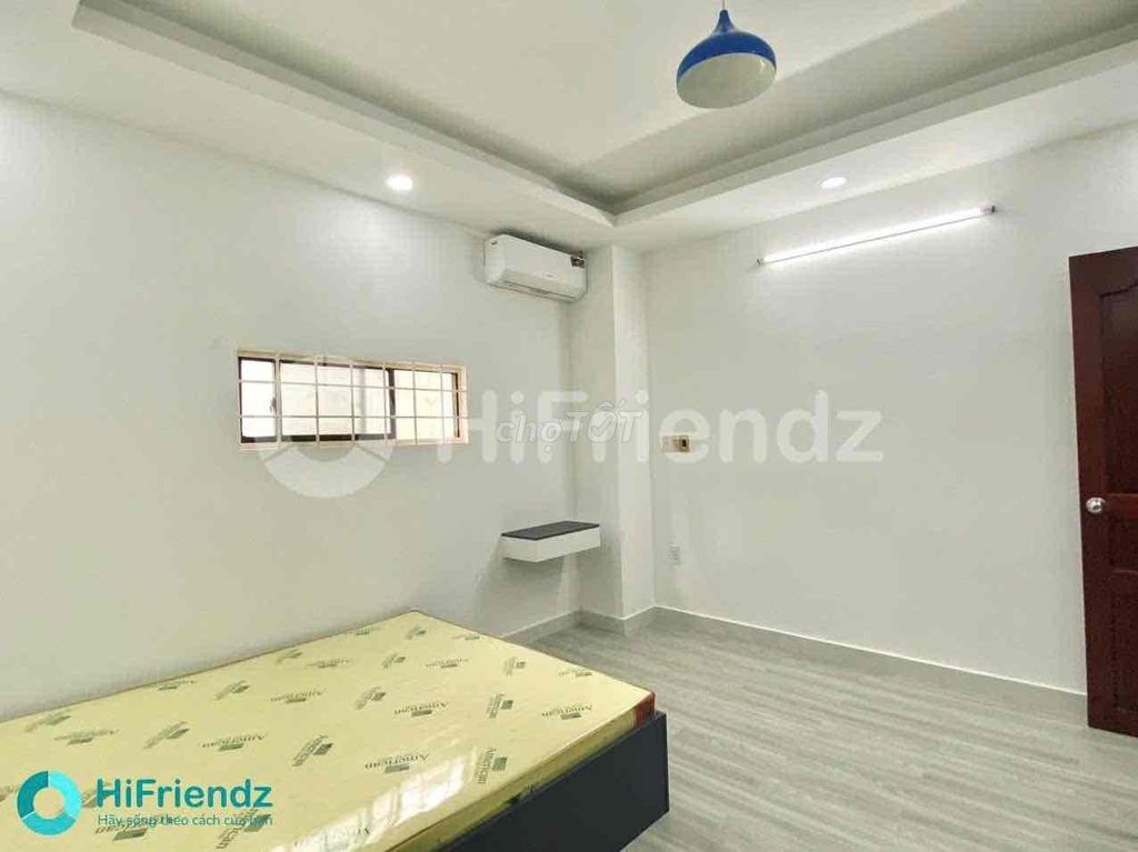 Studio full cheap interior suitable for 2/2 people near the Y bridge