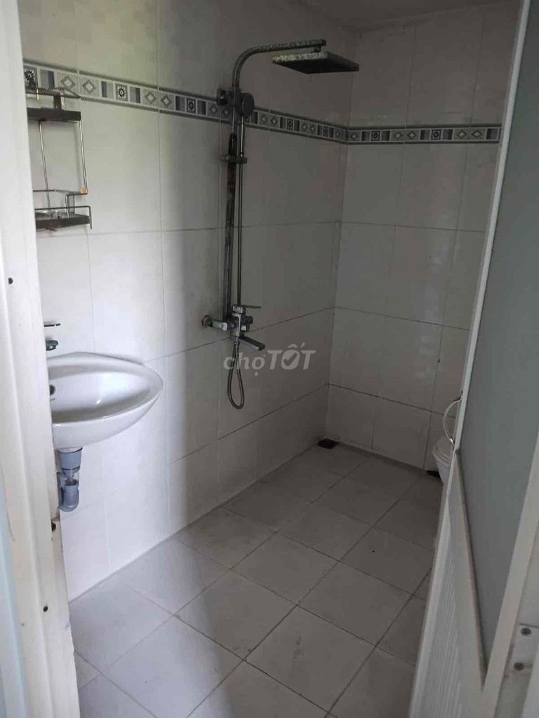 Rent Lê Thị Hà 4 stories