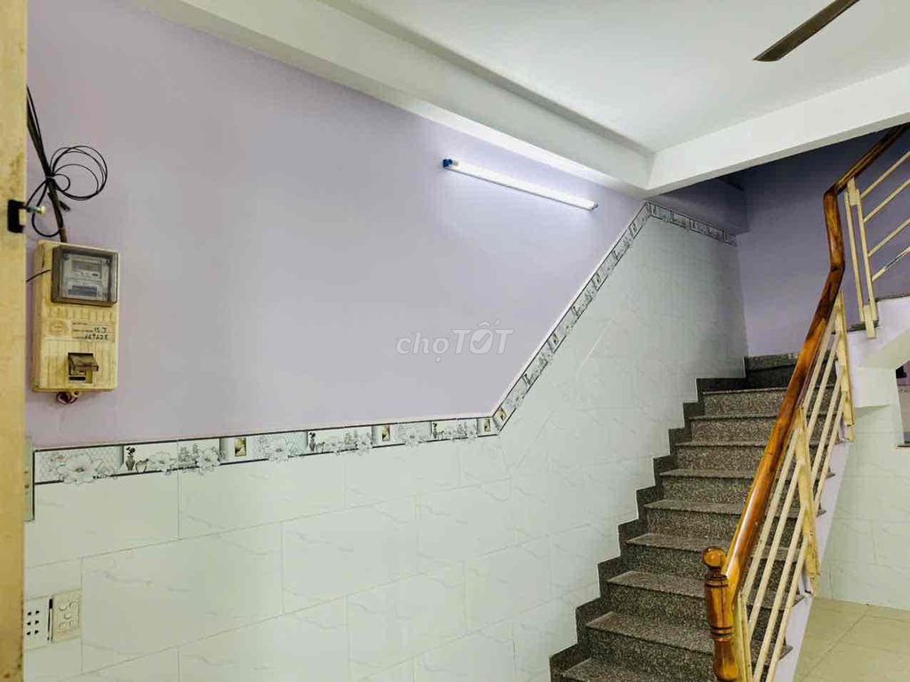 Rent the whole apartment. 4mm by 15mm.