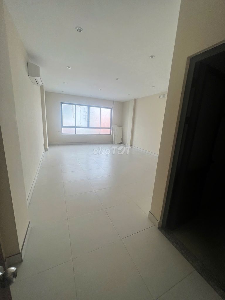 Renting the original Nguyễn Hữu Cảnh, 16th floor Bình Thạnh.